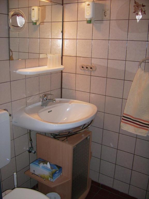 Gaestehaus Hochrhoenblick Schönau an der Brend Szoba fotó